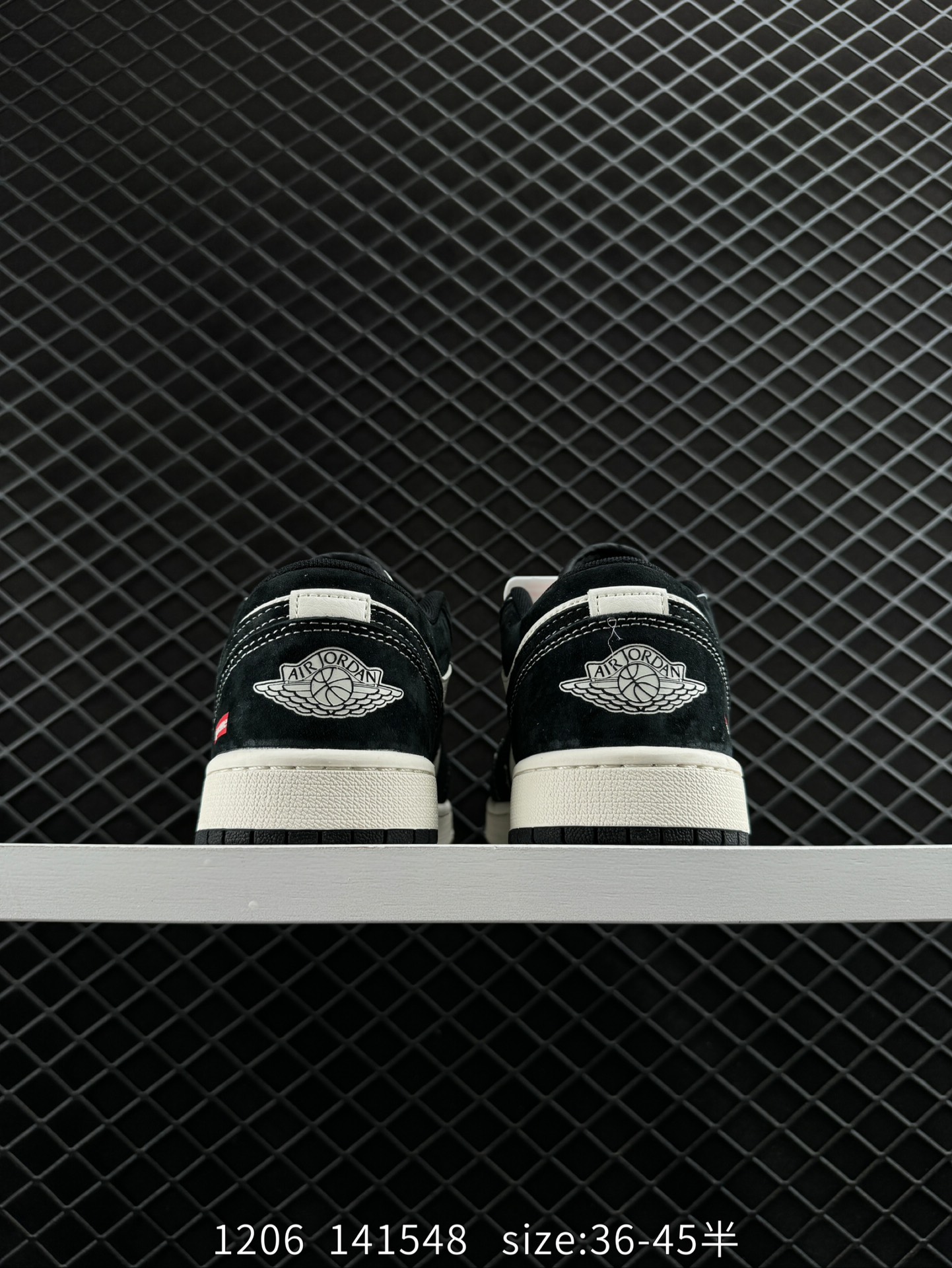 Air Jordan 1 Retro Low x Stussy